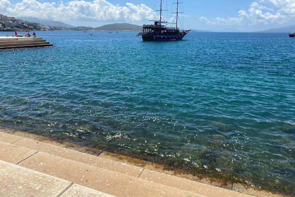 City Beach Apartment Saranda Extérieur photo