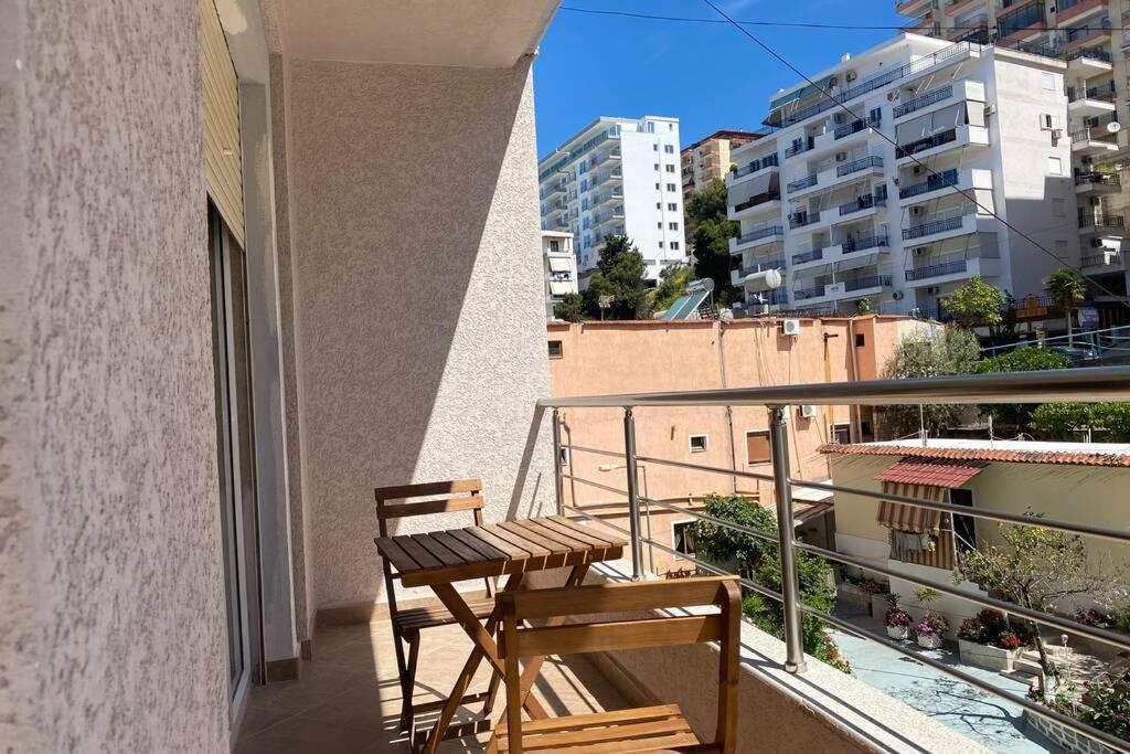 City Beach Apartment Saranda Extérieur photo