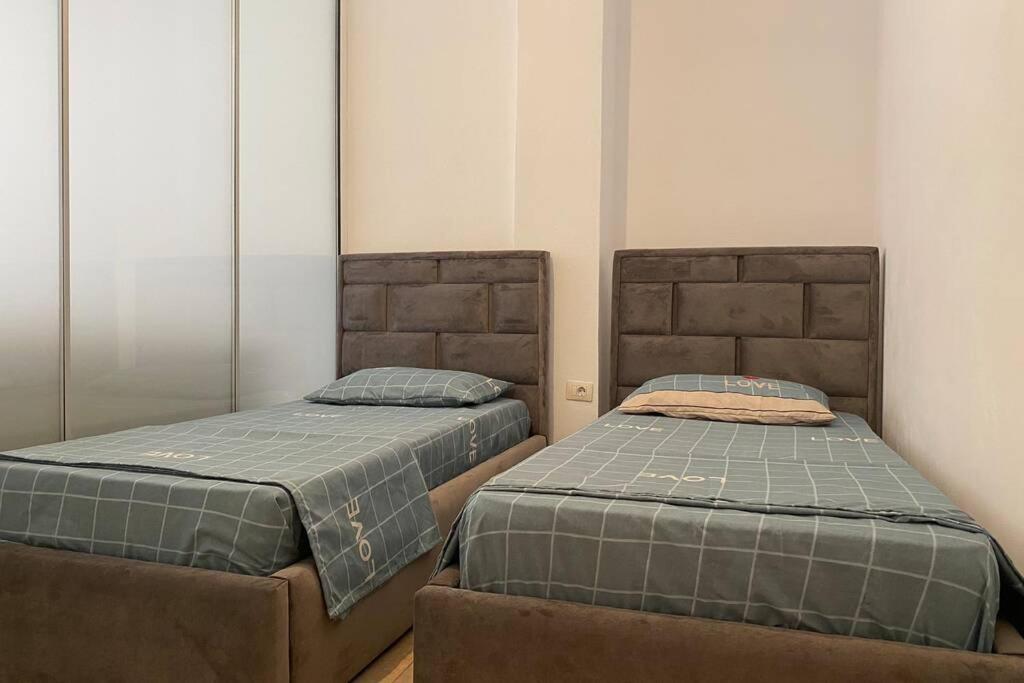 City Beach Apartment Saranda Extérieur photo