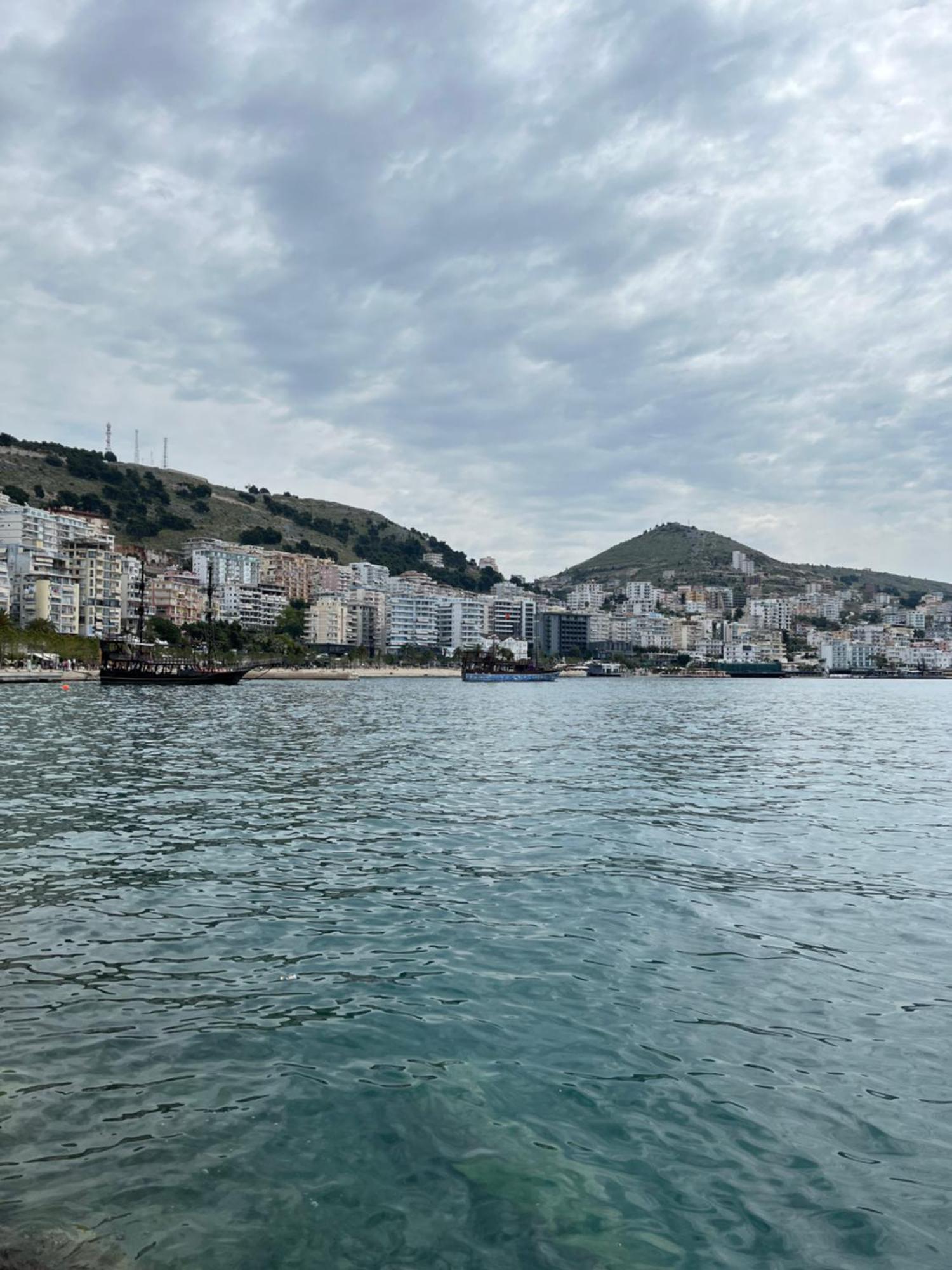 City Beach Apartment Saranda Extérieur photo